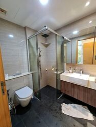 Casa Cambio (D19), Condominium #557072981